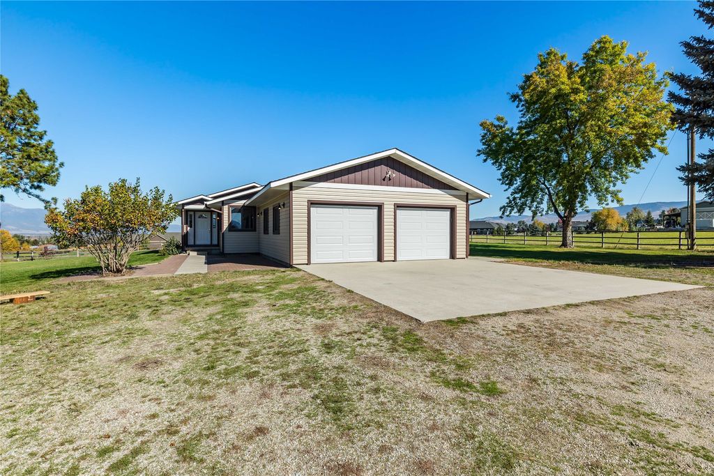 Photo of 390 Bass Lane, Corvallis, MT 59828 (MLS # 30058661)
