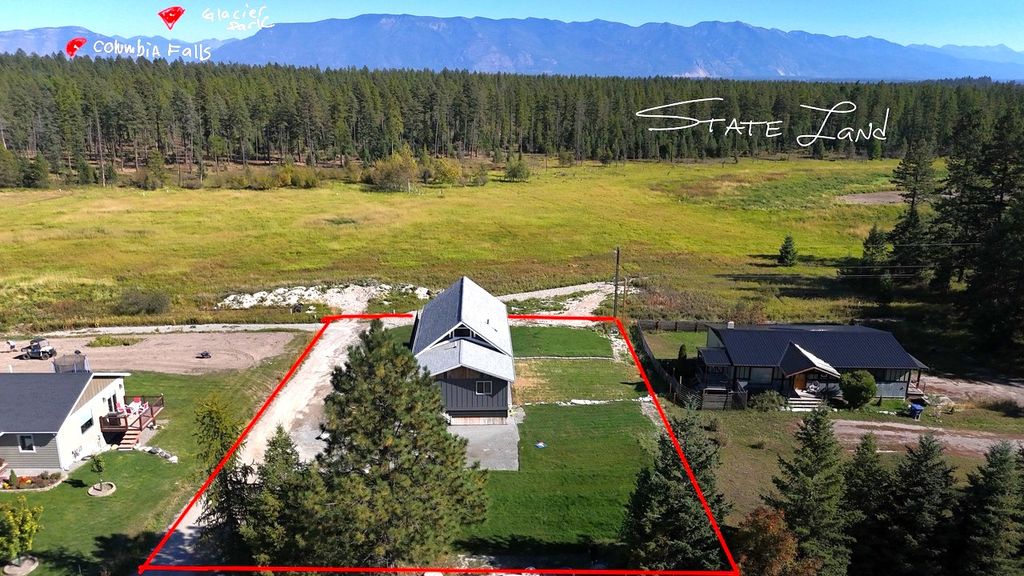 Photo of 429 Bear Trail, Whitefish, MT 59937 (MLS # 30073422)