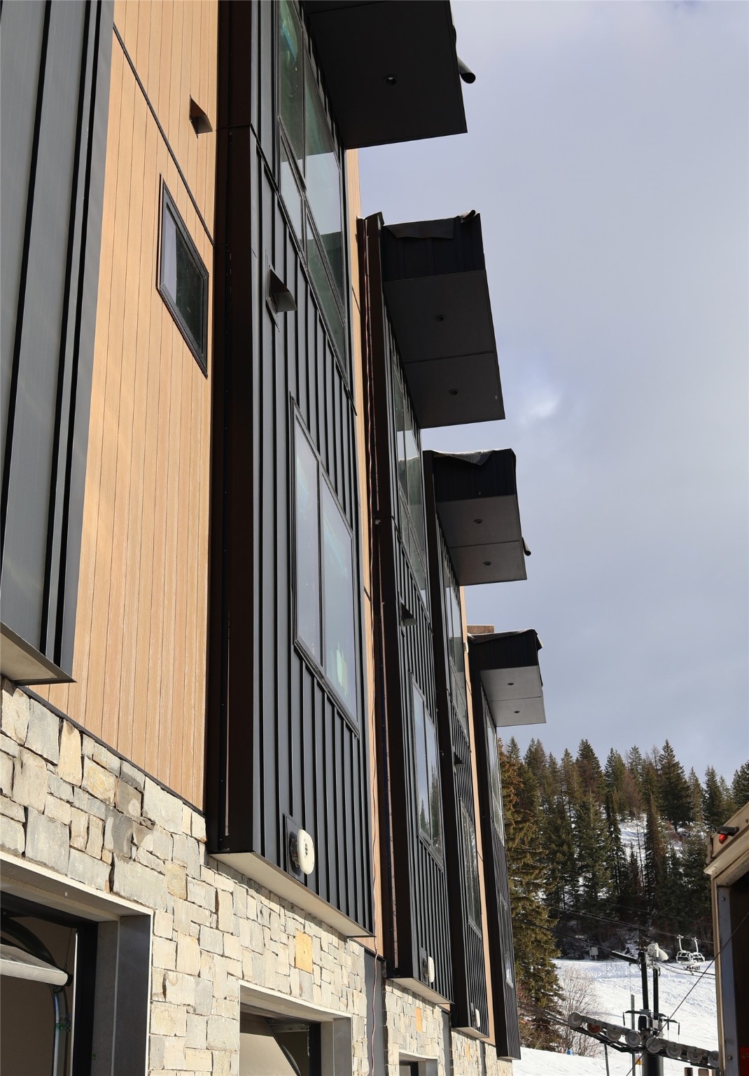 3900 Big Mountain Road B101