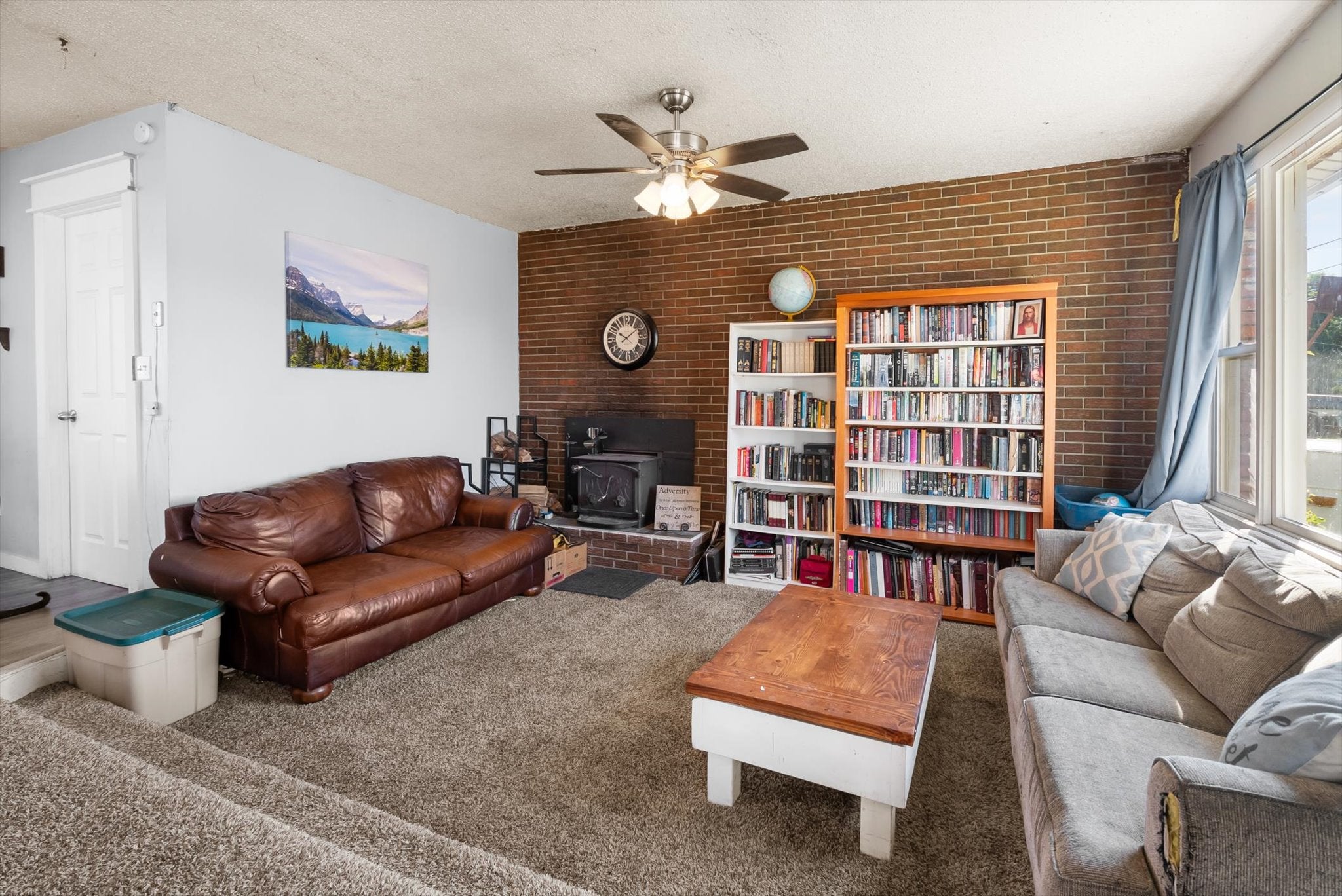 1023 8th Street W