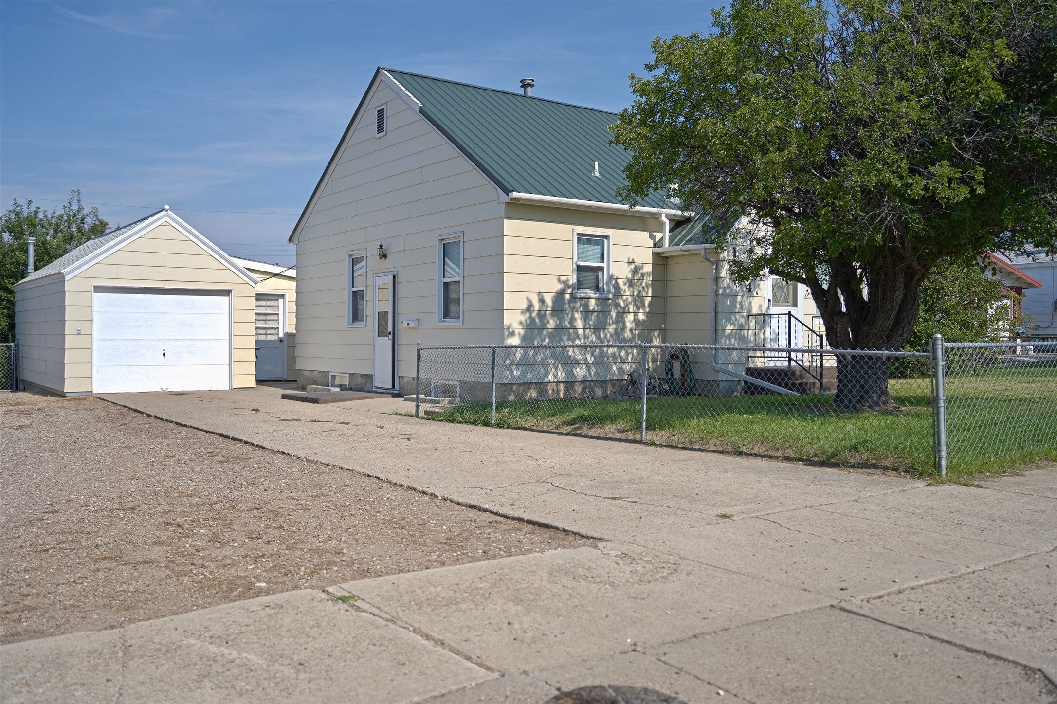 134 2nd Avenue SW