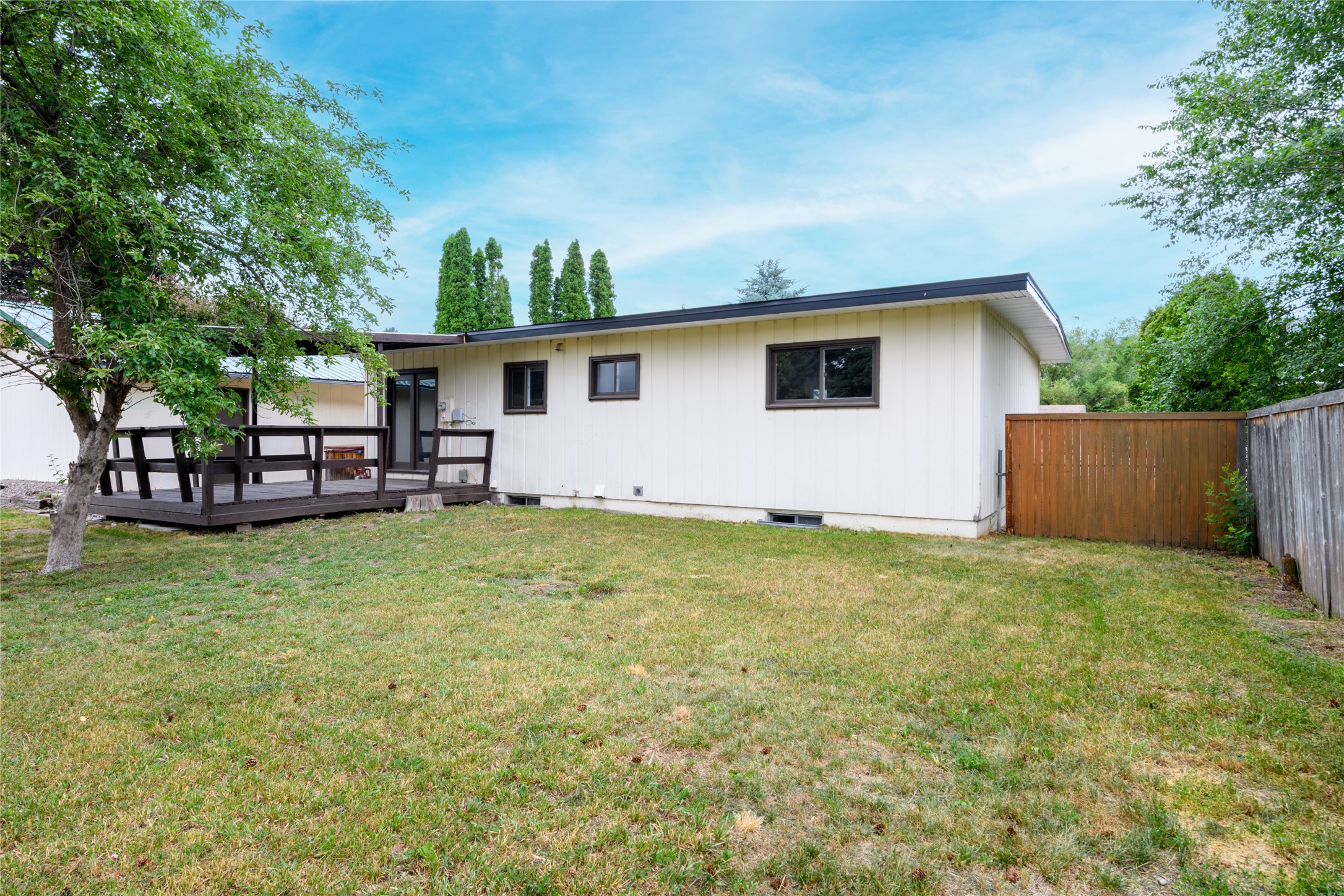 205 Park Side Court