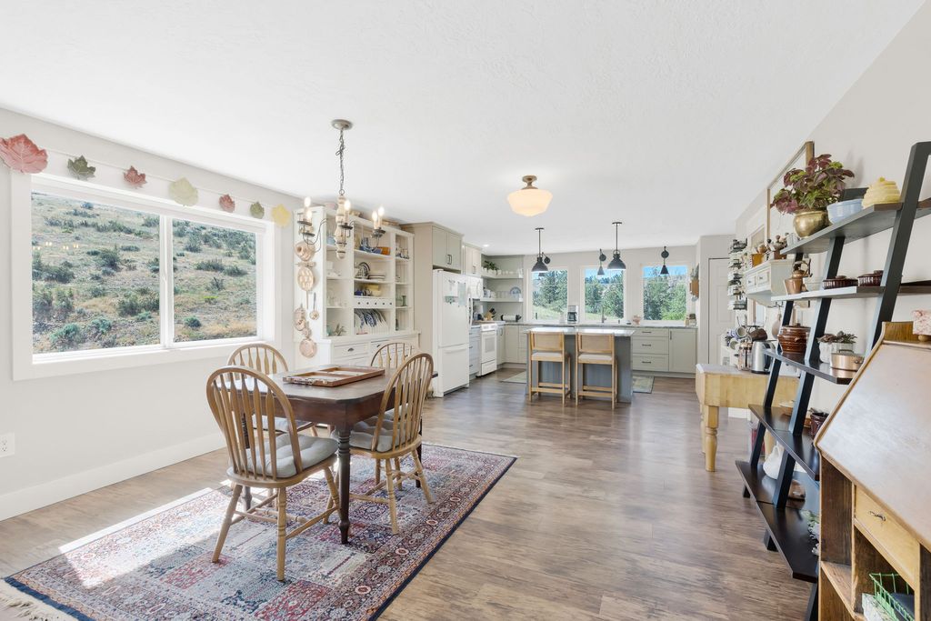 Photo of 1310 Sleeping Child Road, Hamilton, MT 59840 (MLS # 30053120)