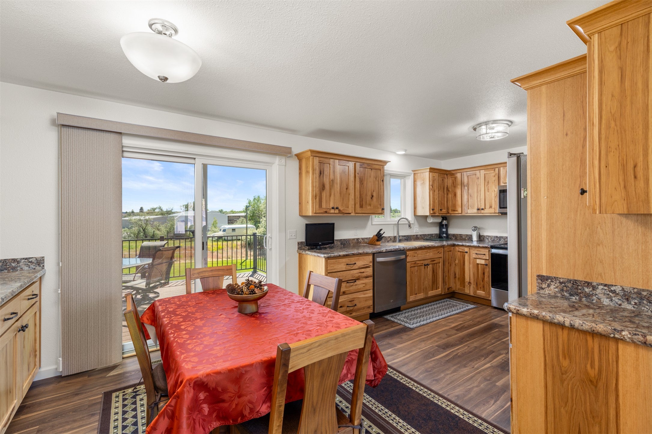 2801 Saratoga Trail