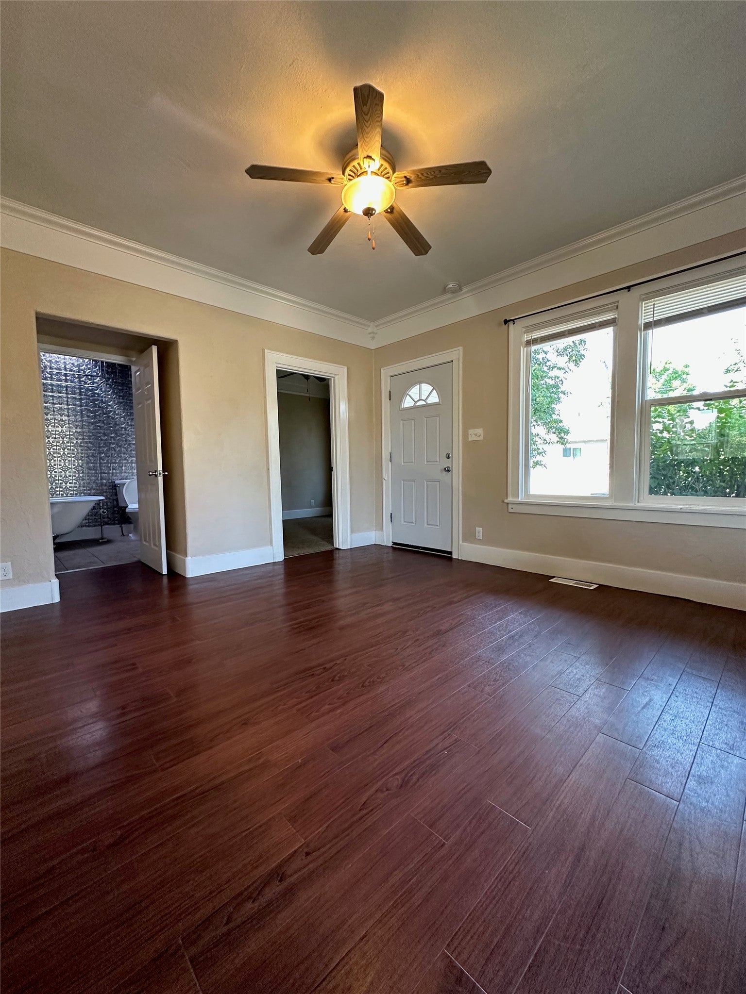 1-11 17th Street S
