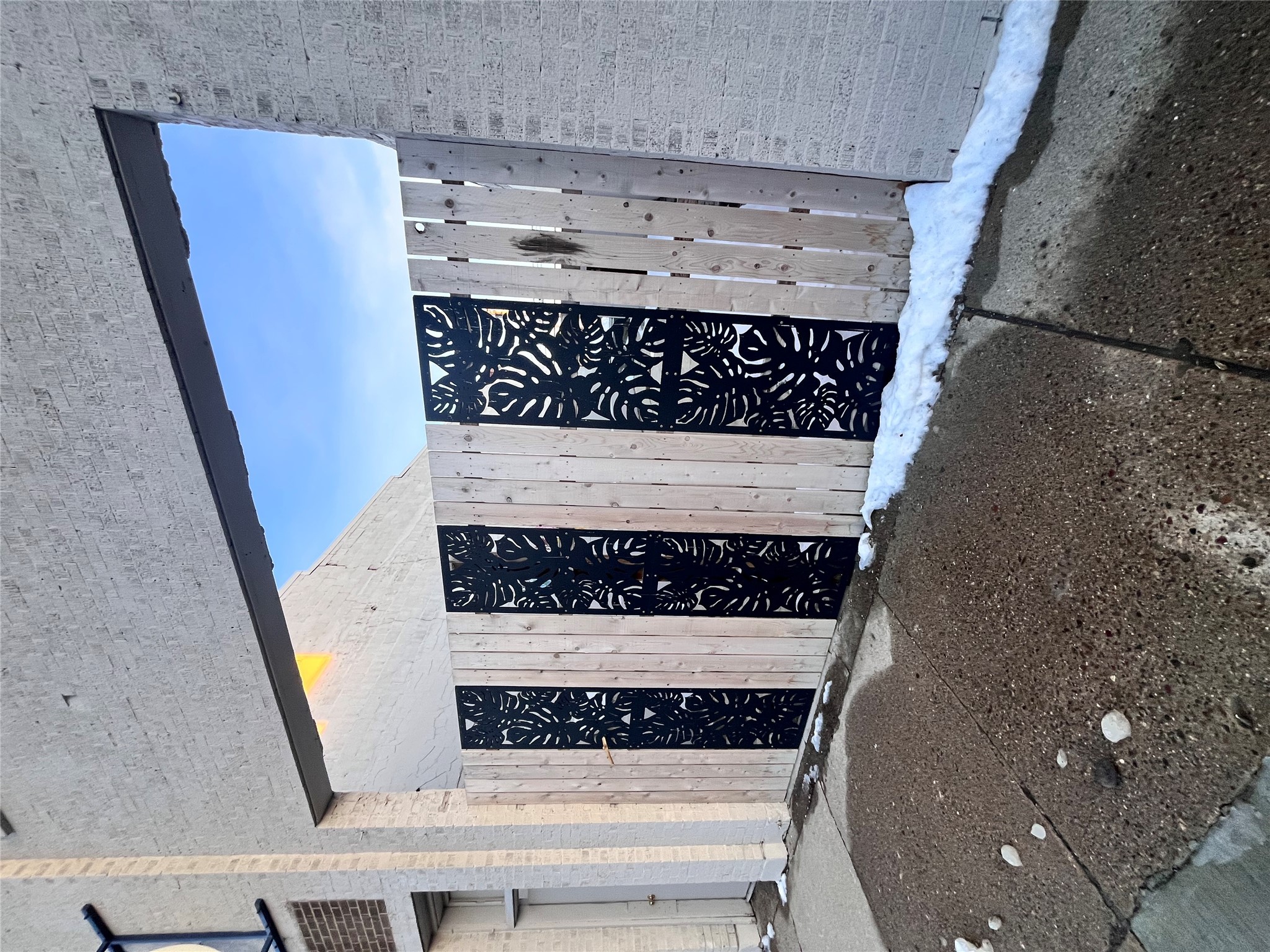 11 S Central Avenue