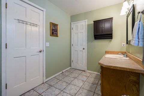 Tiny photo for 711 Park Avenue, Whitefish, MT 59937 (MLS # 30061648)