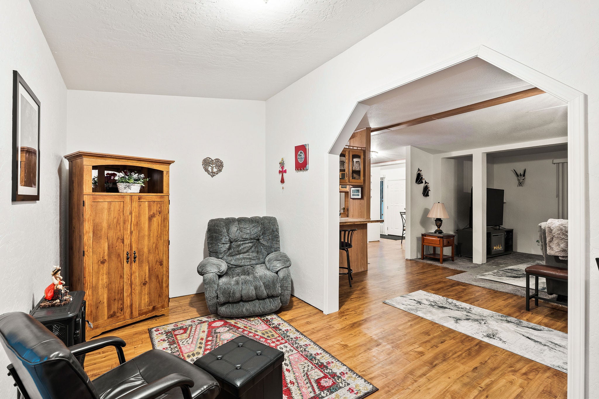 1717 S Woodland Drive 27