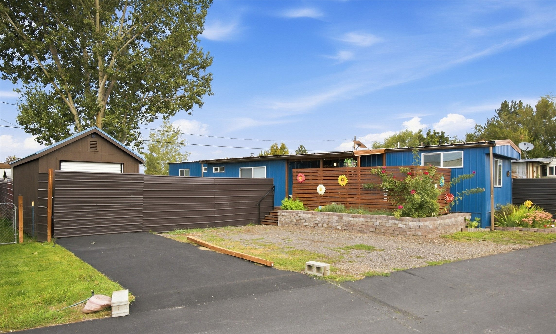 6304 Buena Vista Loop E