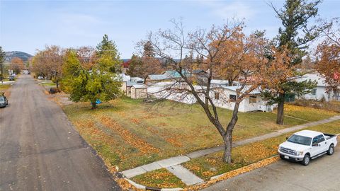 Tiny photo for 446 7th Avenue W, Kalispell, MT 59901 (MLS # 30061000)