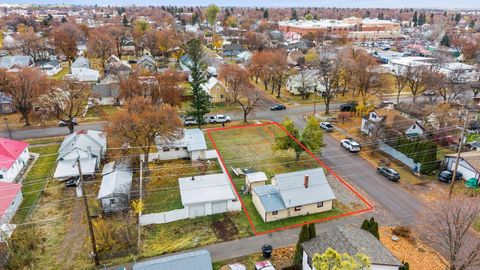 Tiny photo for 446 7th Avenue W, Kalispell, MT 59901 (MLS # 30061000)
