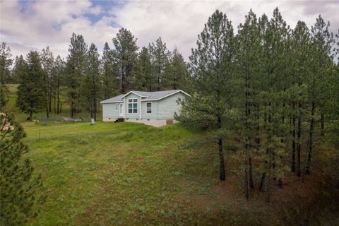 Photo of 2801 Us Highway 93 S, Eureka, MT 59917 (MLS # 30022570)