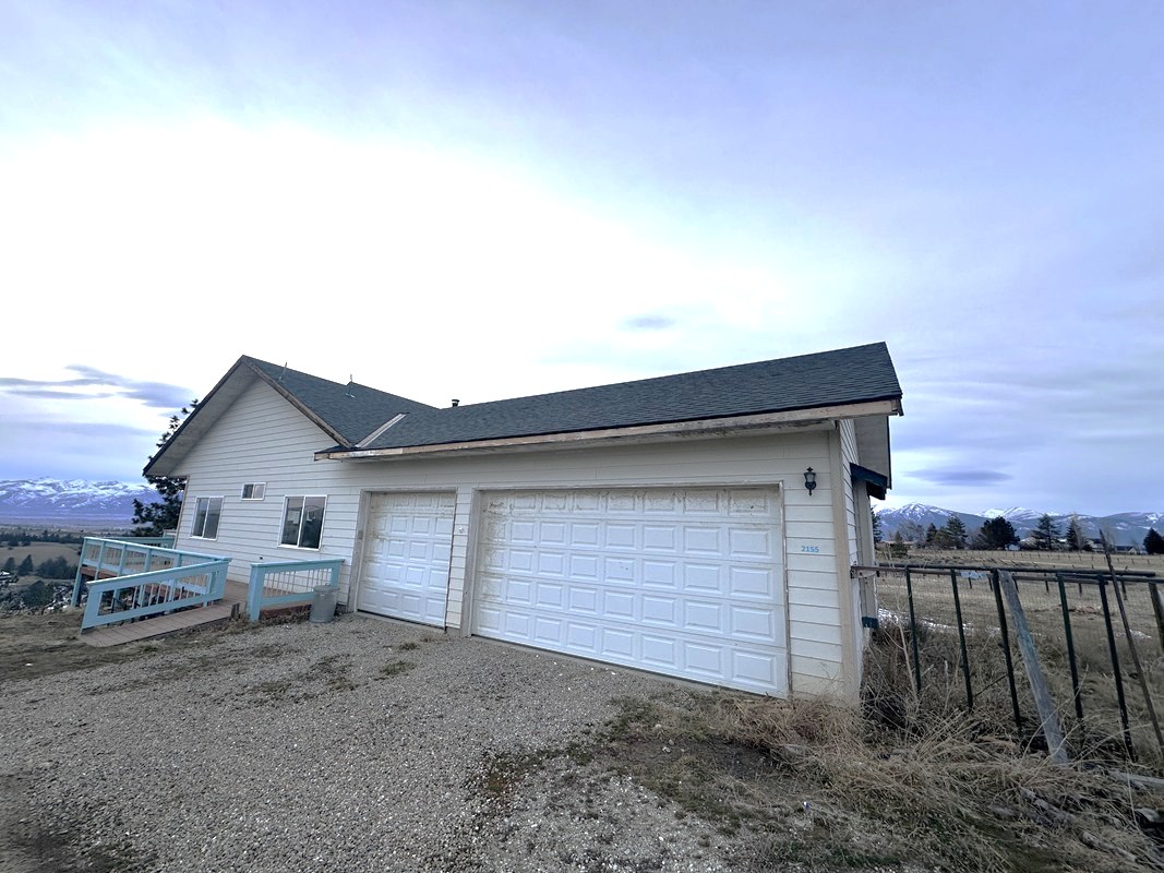 2155 S Sunset Bench Road