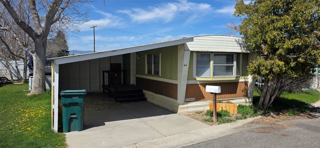 Photo of 1805 Joslyn Street #44, Helena, MT 59601 (MLS # 30070547)