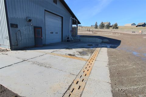 Tiny photo for 2765 US Hwy 2 W, Kalispell, MT 59901 (MLS # 30064976)