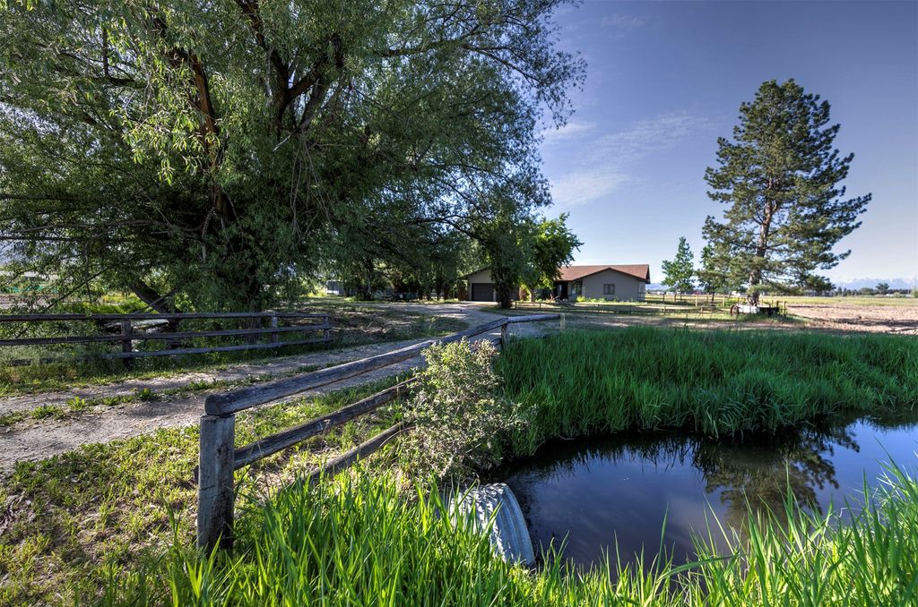 Photo of 357 Quast Lane, Corvallis, MT 59828 (MLS # 30065642)