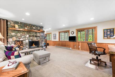 Tiny photo for 855 Hunter Lane, Columbia Falls, MT 59912 (MLS # 30071589)