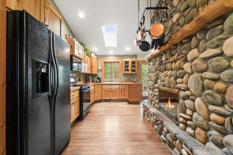 Tiny photo for 855 Hunter Lane, Columbia Falls, MT 59912 (MLS # 30071589)