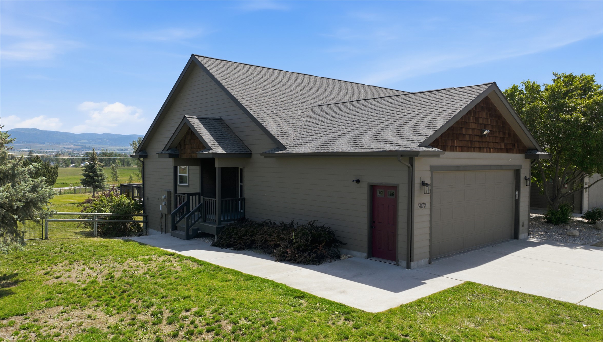 5872 Canyon Vista Drive