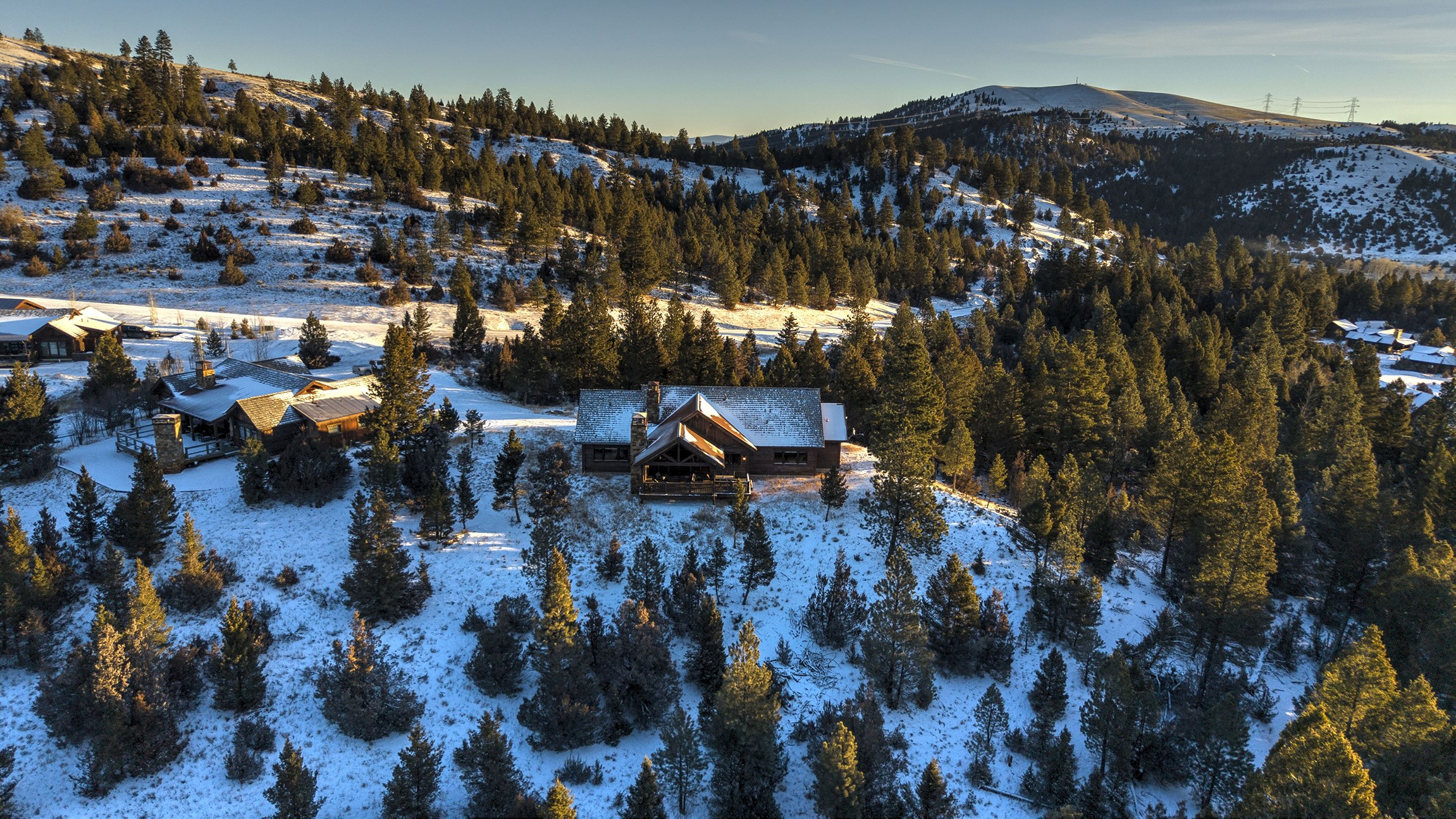 7001 Willow Creek Road