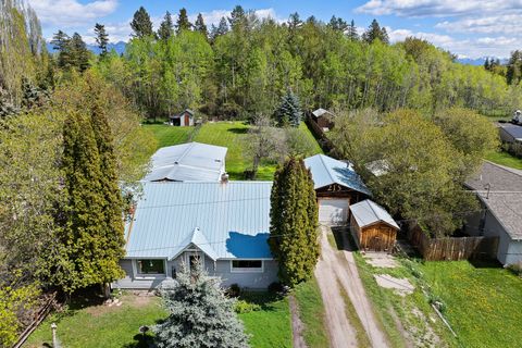 Photo of 215 Caroline Road, Kalispell, MT 59901 (MLS # 30070469)