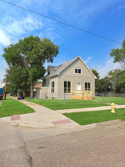Photo of 1701 7th Avenue N, Great Falls, MT 59401 (MLS # 30076497)
