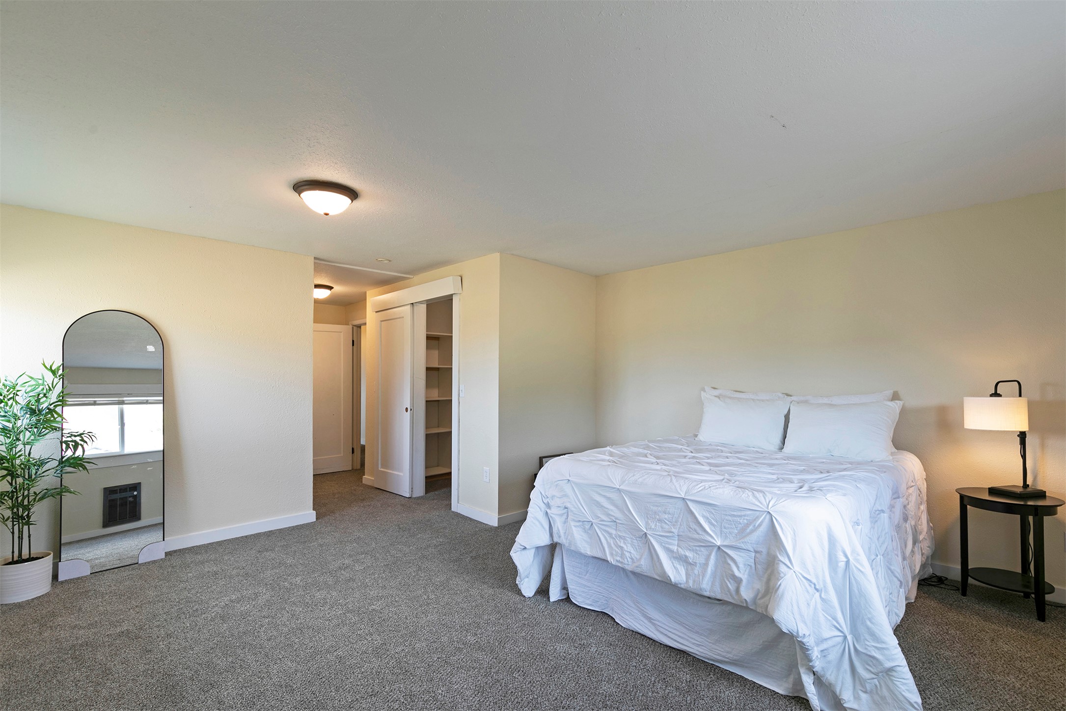 Florence, Montana 59833, United States, 4 Bedrooms Bedrooms, ,3 BathroomsBathrooms,Residential,Active,162073