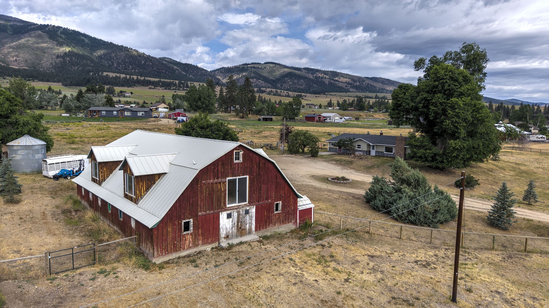 Florence, Montana 59833, United States, 4 Bedrooms Bedrooms, ,3 BathroomsBathrooms,Residential,Active,162073