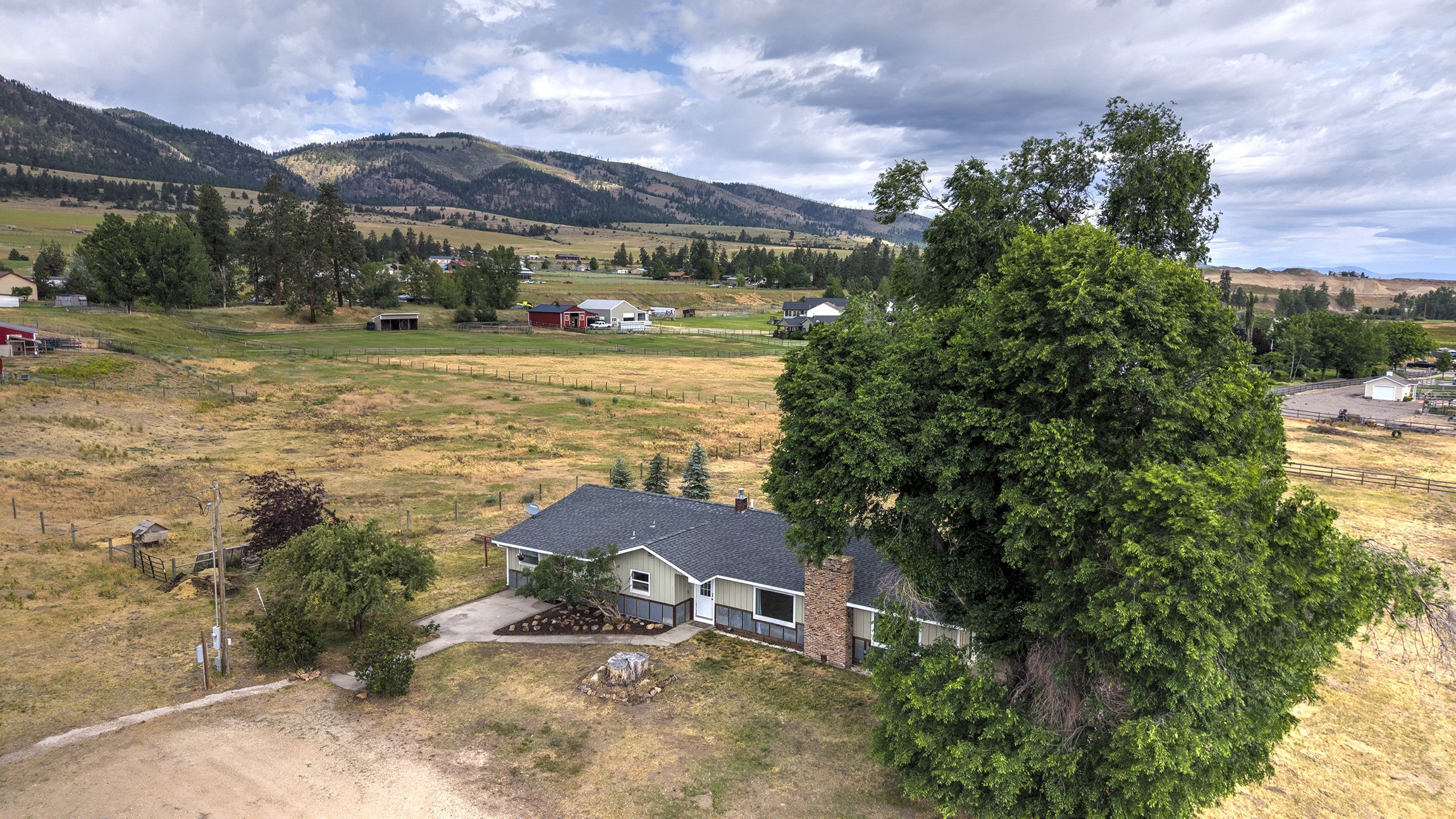 Florence, Montana 59833, United States, 4 Bedrooms Bedrooms, ,3 BathroomsBathrooms,Residential,Active,162073