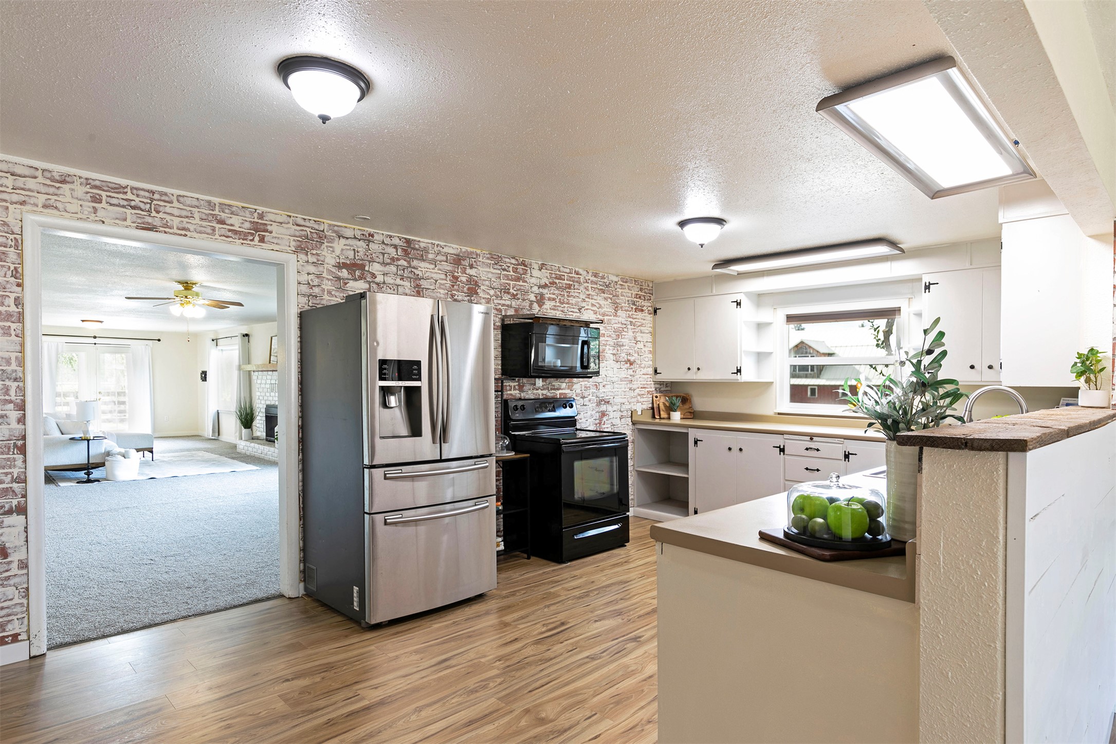 Florence, Montana 59833, United States, 4 Bedrooms Bedrooms, ,3 BathroomsBathrooms,Residential,Active,162073