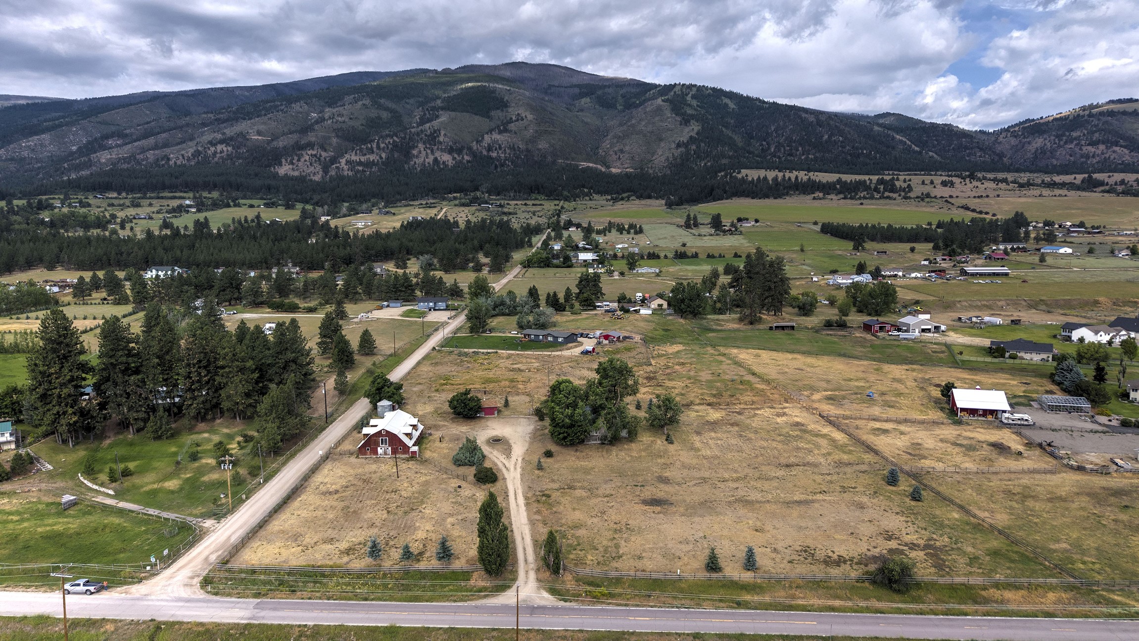 Florence, Montana 59833, United States, 4 Bedrooms Bedrooms, ,3 BathroomsBathrooms,Residential,Active,162073