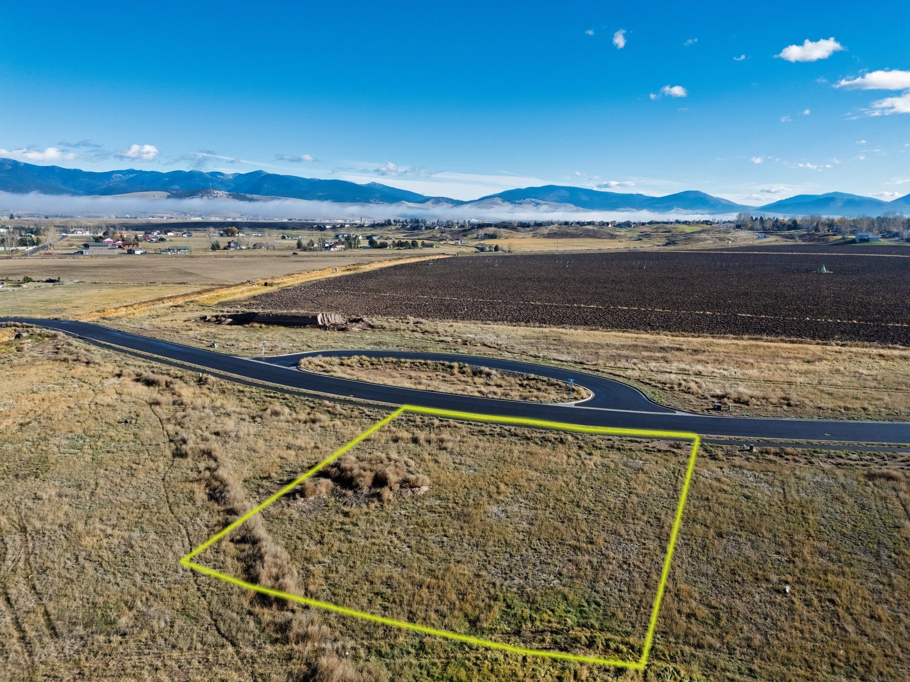 Missoula, Montana 59808, United States, 3 Bedrooms Bedrooms, ,3 BathroomsBathrooms,Residential,Active,244220