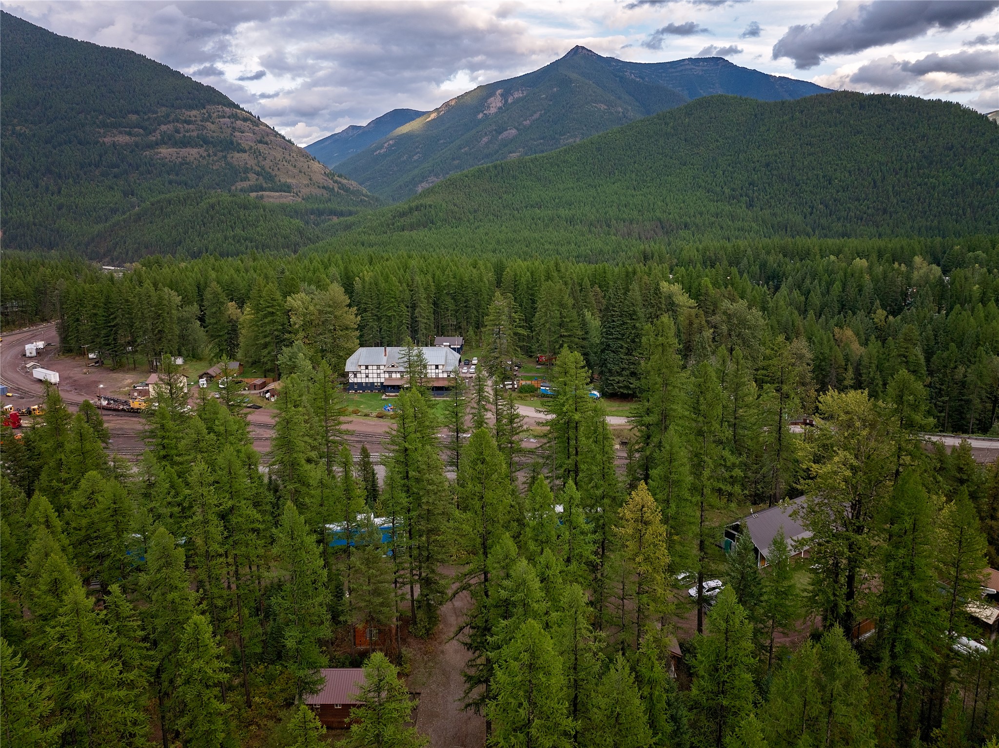 290 Izaak Walton Inn Road