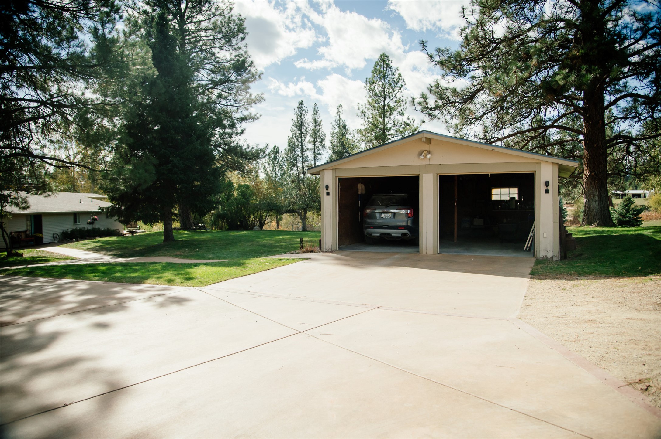 Stevensville, Montana 59870, United States, 3 Bedrooms Bedrooms, ,3 BathroomsBathrooms,Residential,Active,31920