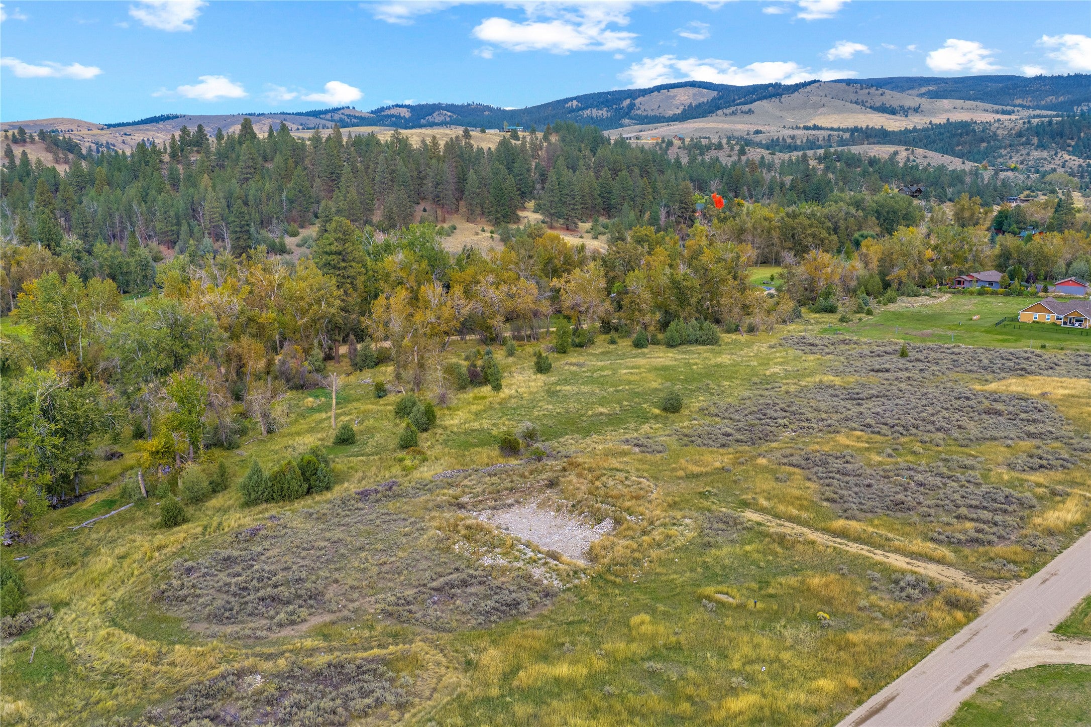 1404 Drovers Trail