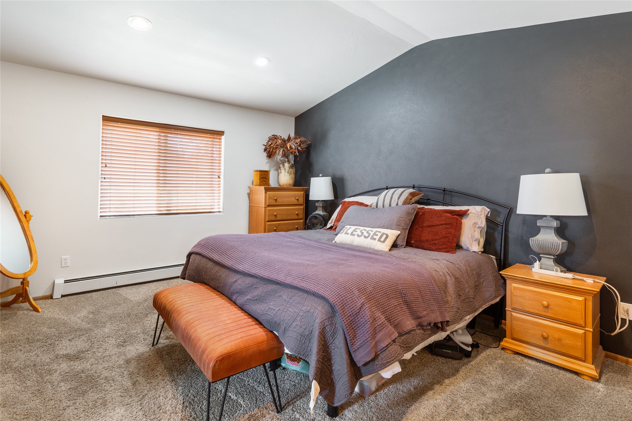 Butte, Montana 59701, United States, 4 Bedrooms Bedrooms, ,3 BathroomsBathrooms,Residential,Active,58260