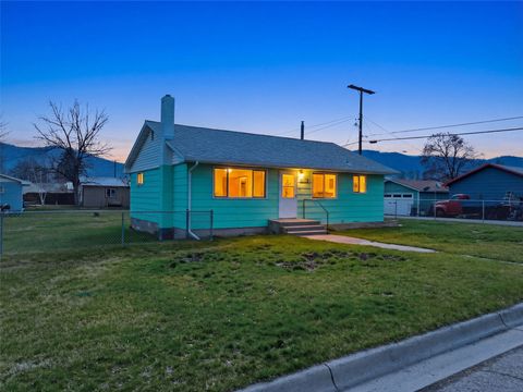Photo of 2210 Eaton Street, Missoula, MT 59801 (MLS # 30067828)