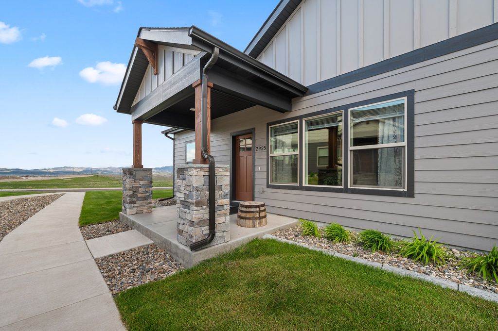 Photo of 2925 Aspen View Loop, Helena, MT 59601 (MLS # 30070798)