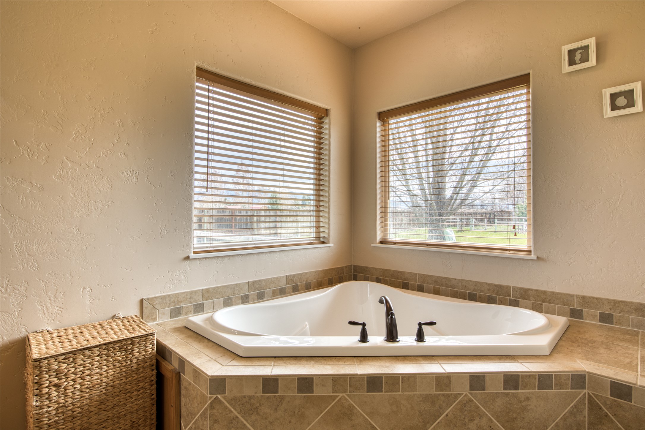 Corvallis, Montana 59828, United States, 4 Bedrooms Bedrooms, ,3 BathroomsBathrooms,Residential,Active,106200