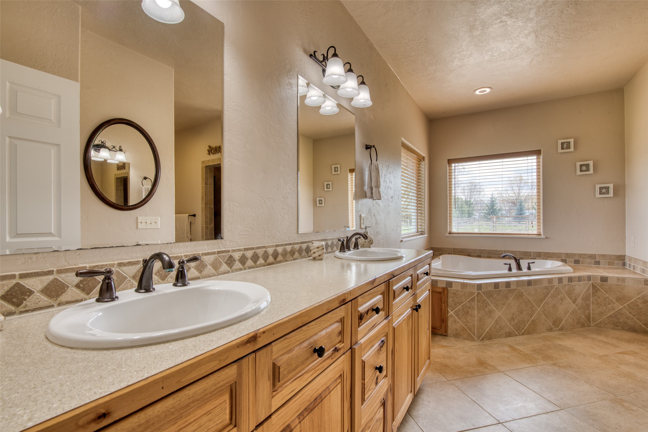 Corvallis, Montana 59828, United States, 4 Bedrooms Bedrooms, ,3 BathroomsBathrooms,Residential,Active,106200