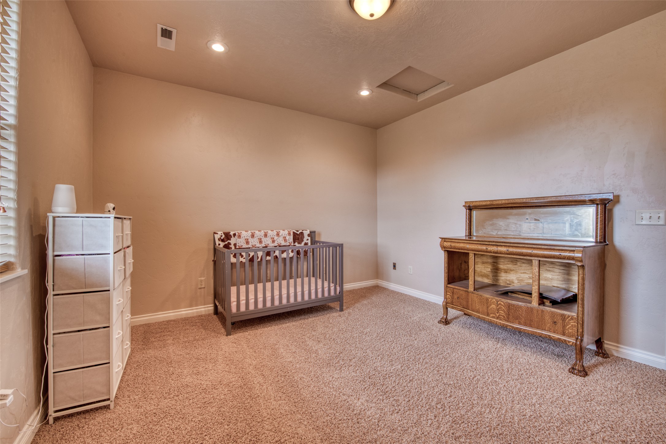 Corvallis, Montana 59828, United States, 4 Bedrooms Bedrooms, ,3 BathroomsBathrooms,Residential,Active,106200