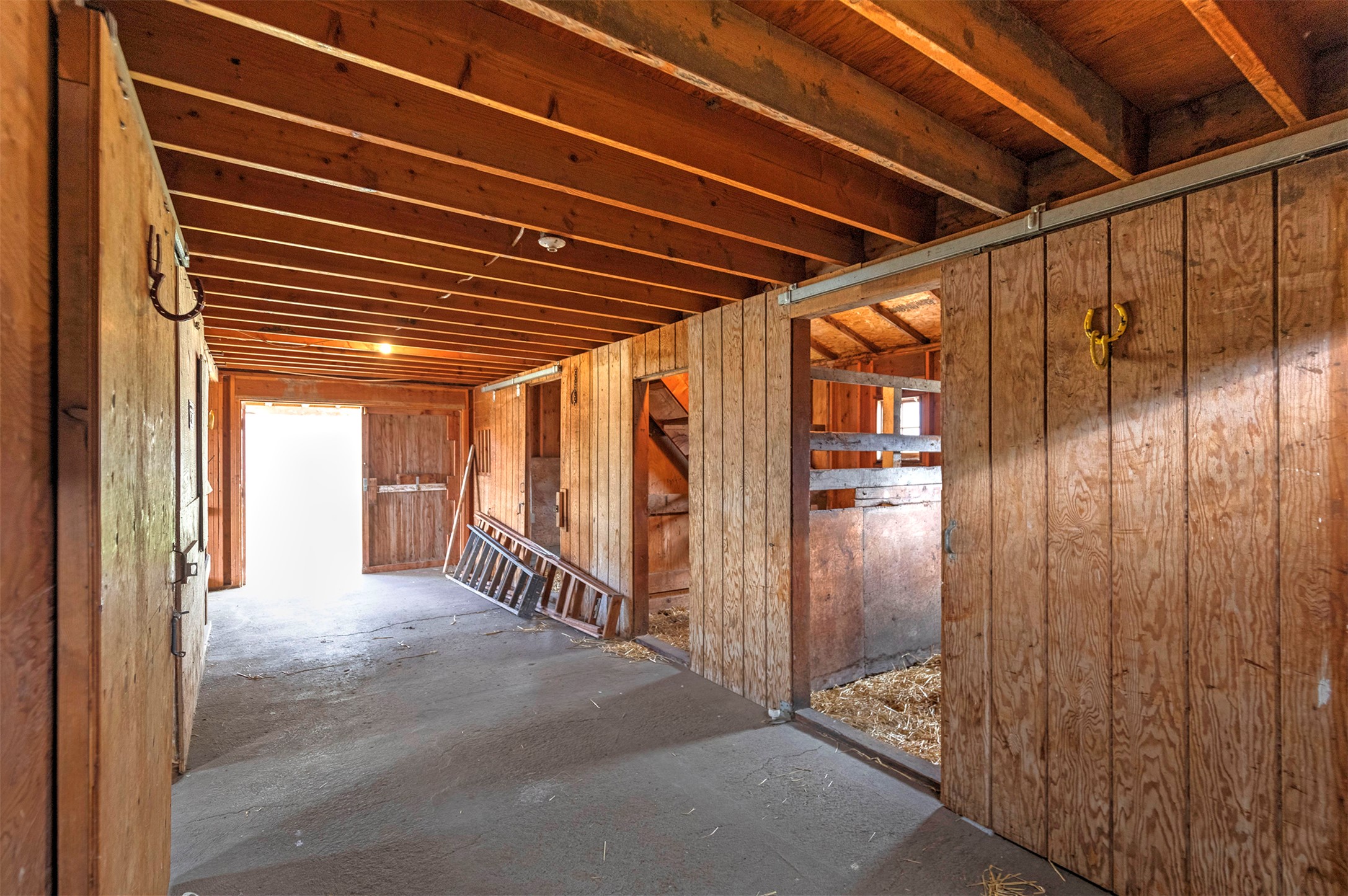 Missoula, Montana 59803, United States, 6 Bedrooms Bedrooms, ,3 BathroomsBathrooms,Residential,Active,107208