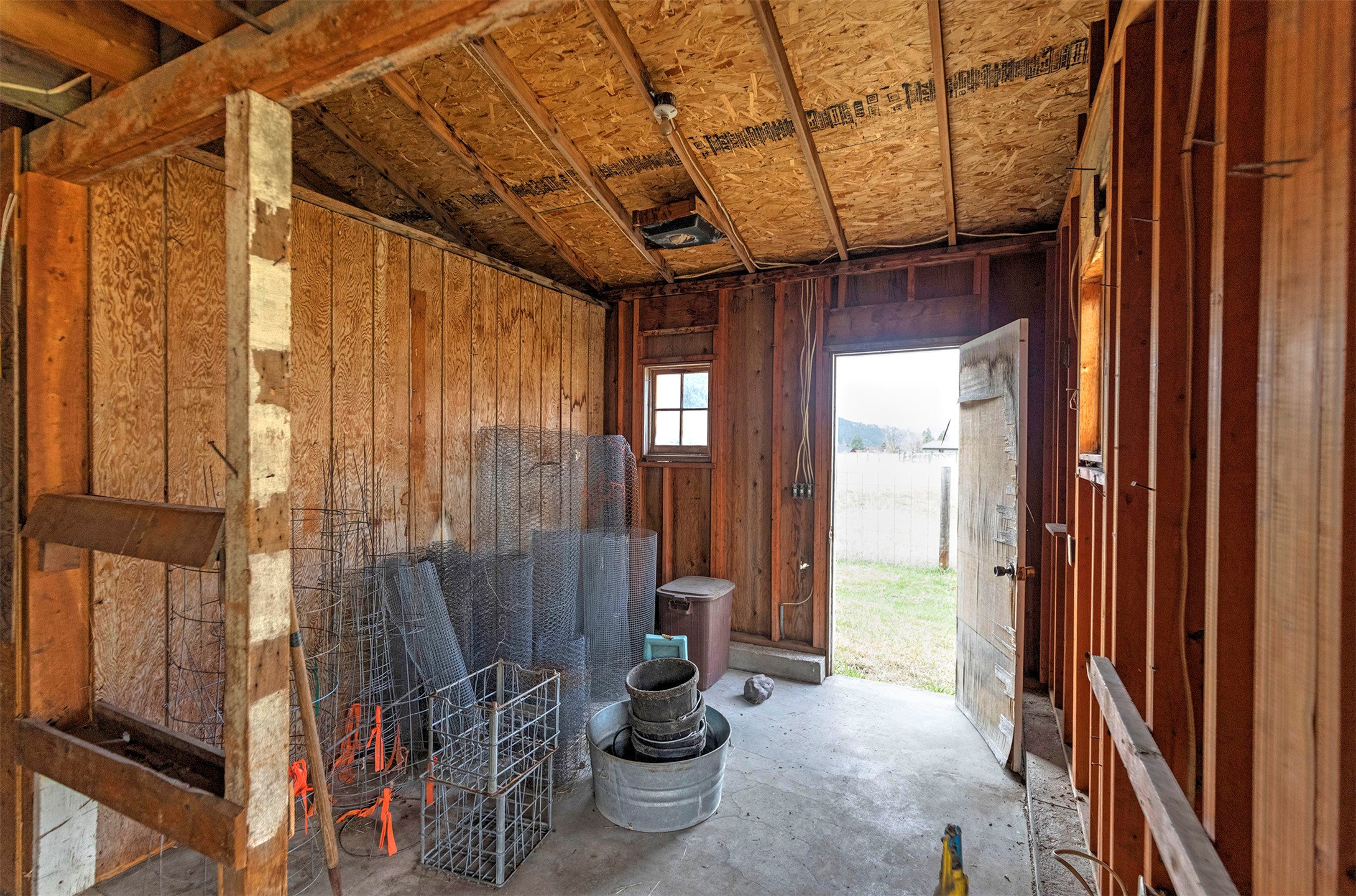 Missoula, Montana 59803, United States, 6 Bedrooms Bedrooms, ,3 BathroomsBathrooms,Residential,Active,107208