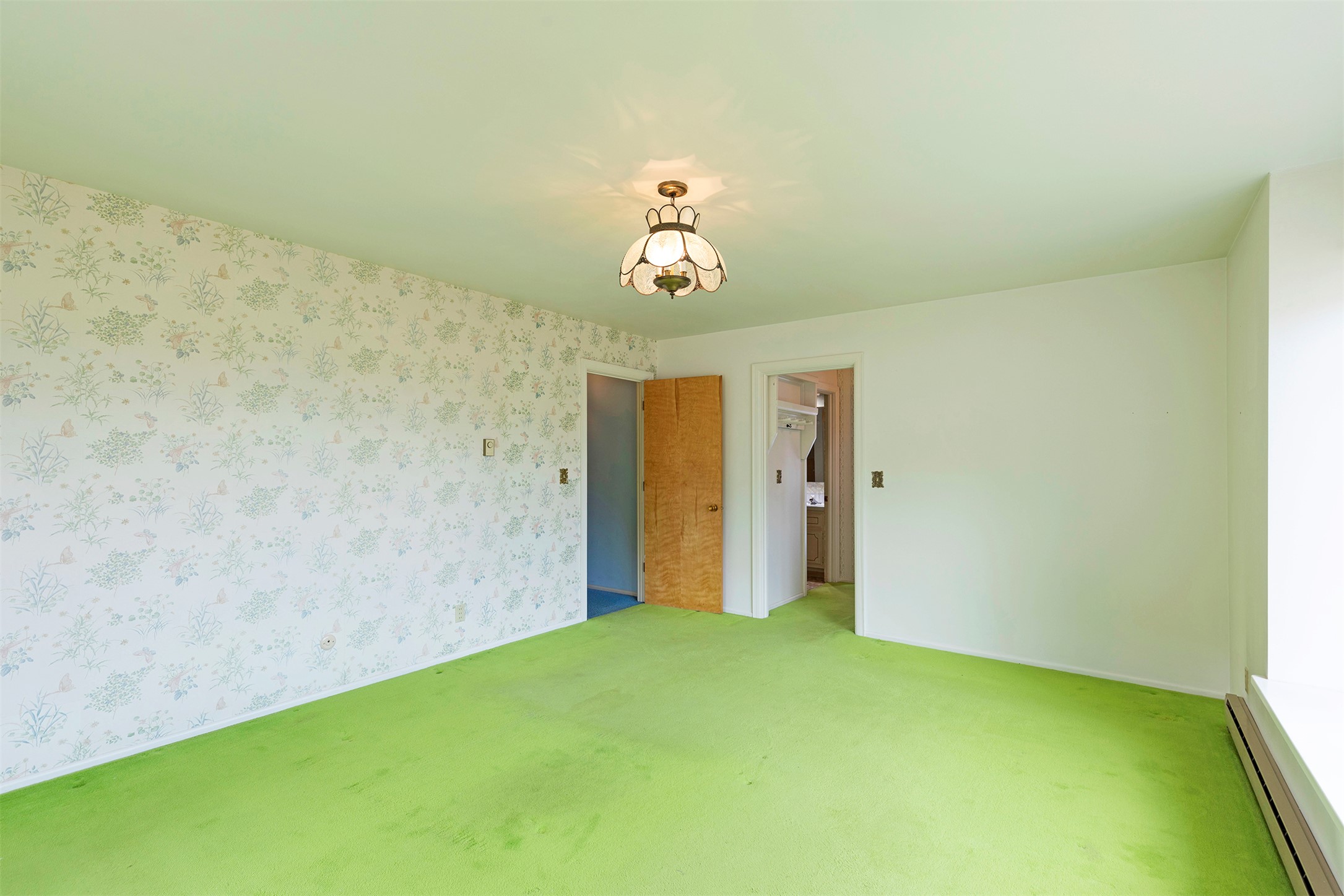 Missoula, Montana 59803, United States, 6 Bedrooms Bedrooms, ,3 BathroomsBathrooms,Residential,Active,107208