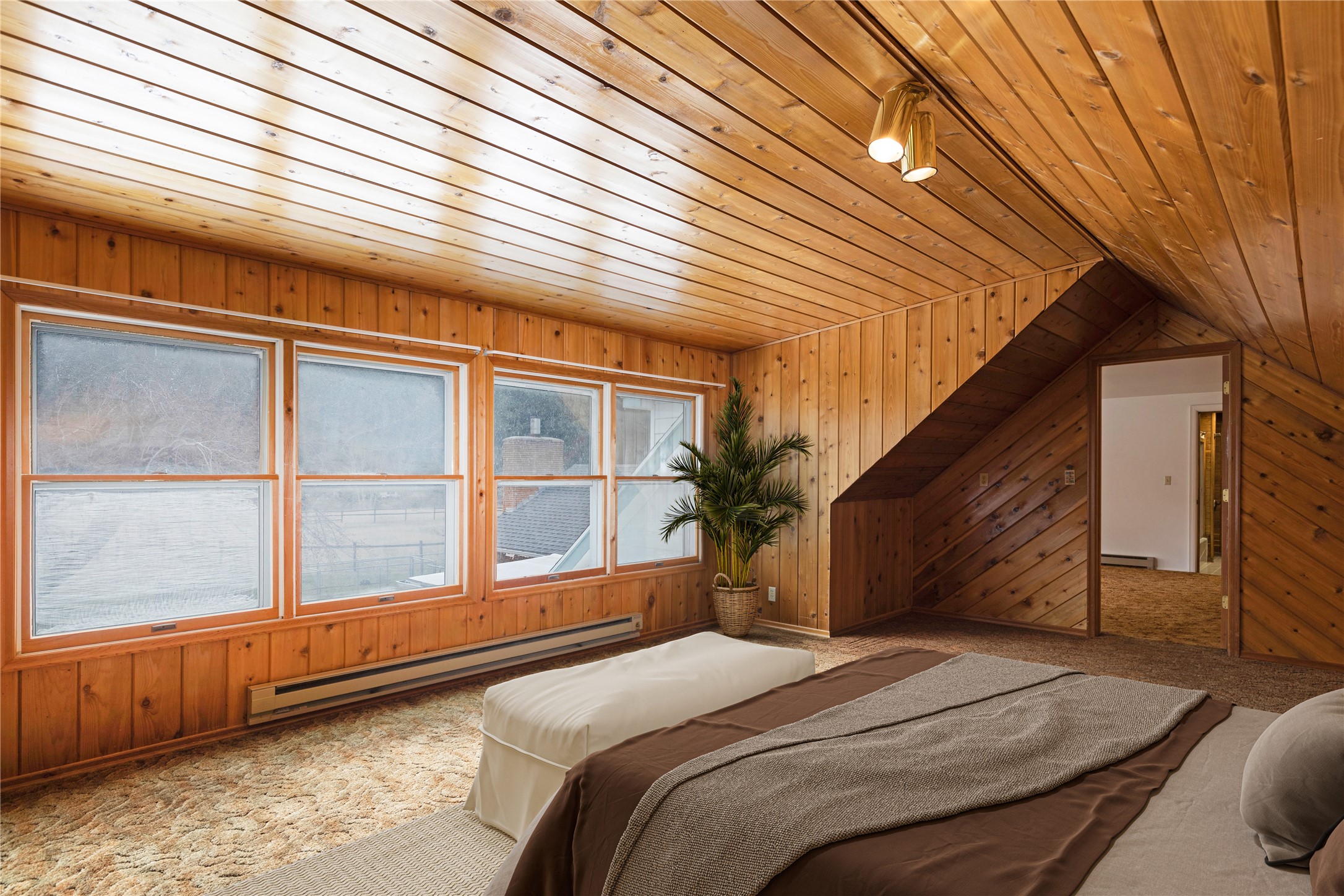 Missoula, Montana 59803, United States, 6 Bedrooms Bedrooms, ,3 BathroomsBathrooms,Residential,Active,107208