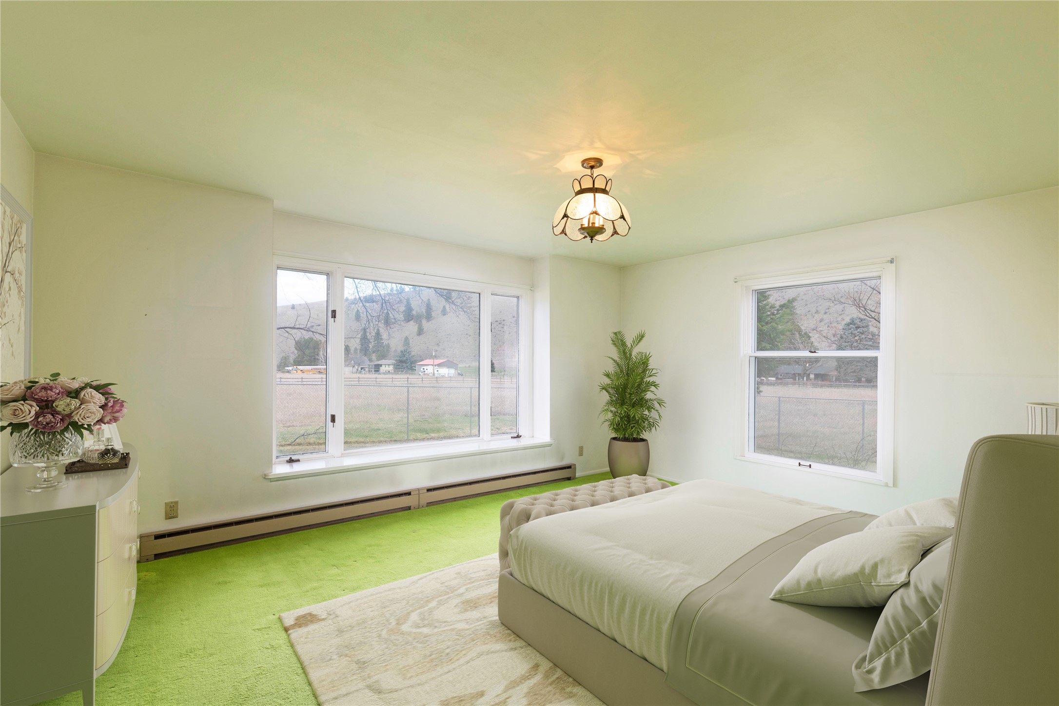 Missoula, Montana 59803, United States, 6 Bedrooms Bedrooms, ,3 BathroomsBathrooms,Residential,Active,107208