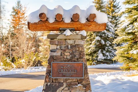 Tiny photo for 165 Woodland Star Circle, Whitefish, MT 59937 (MLS # 30038966)