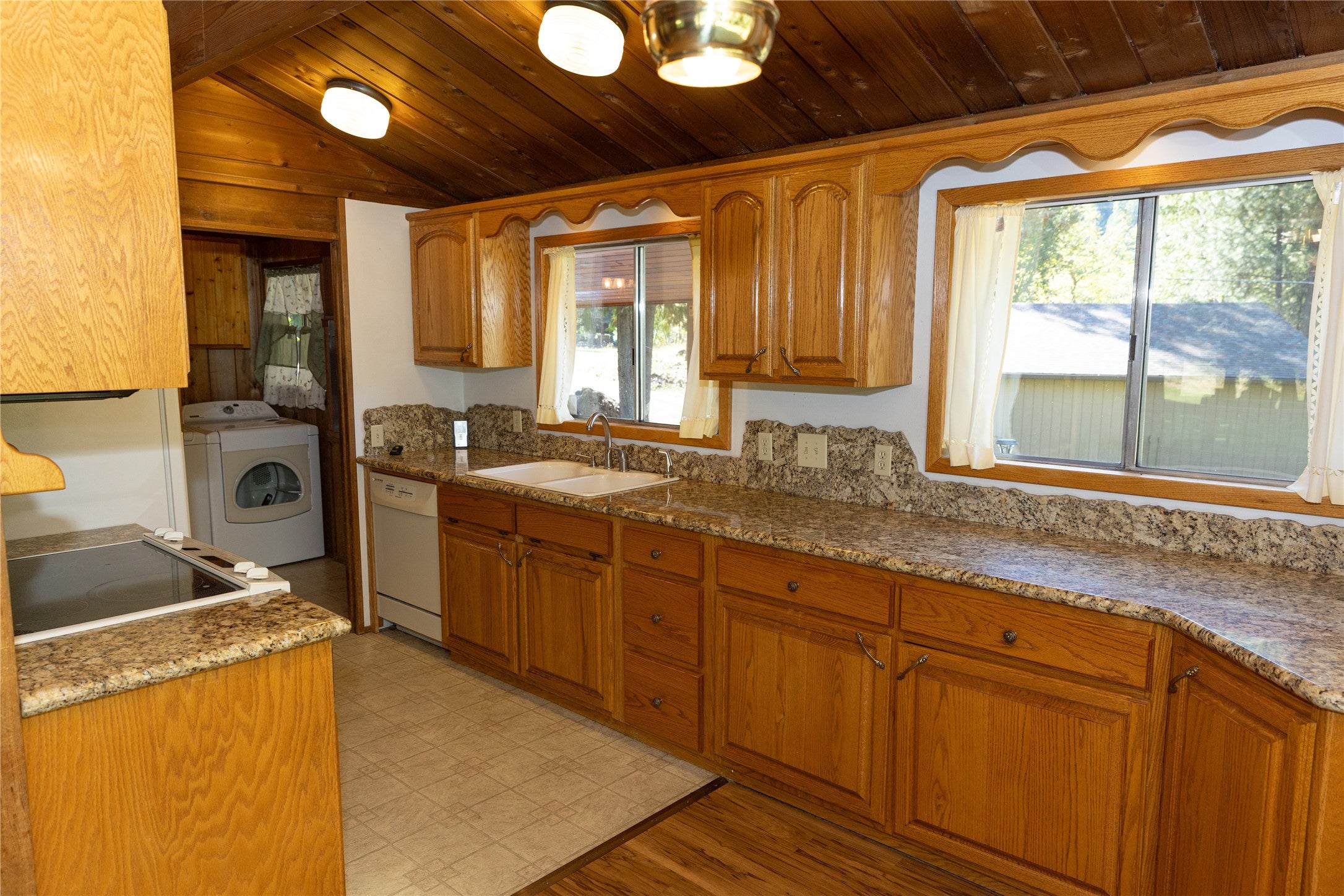 5671 Kootenai River Road