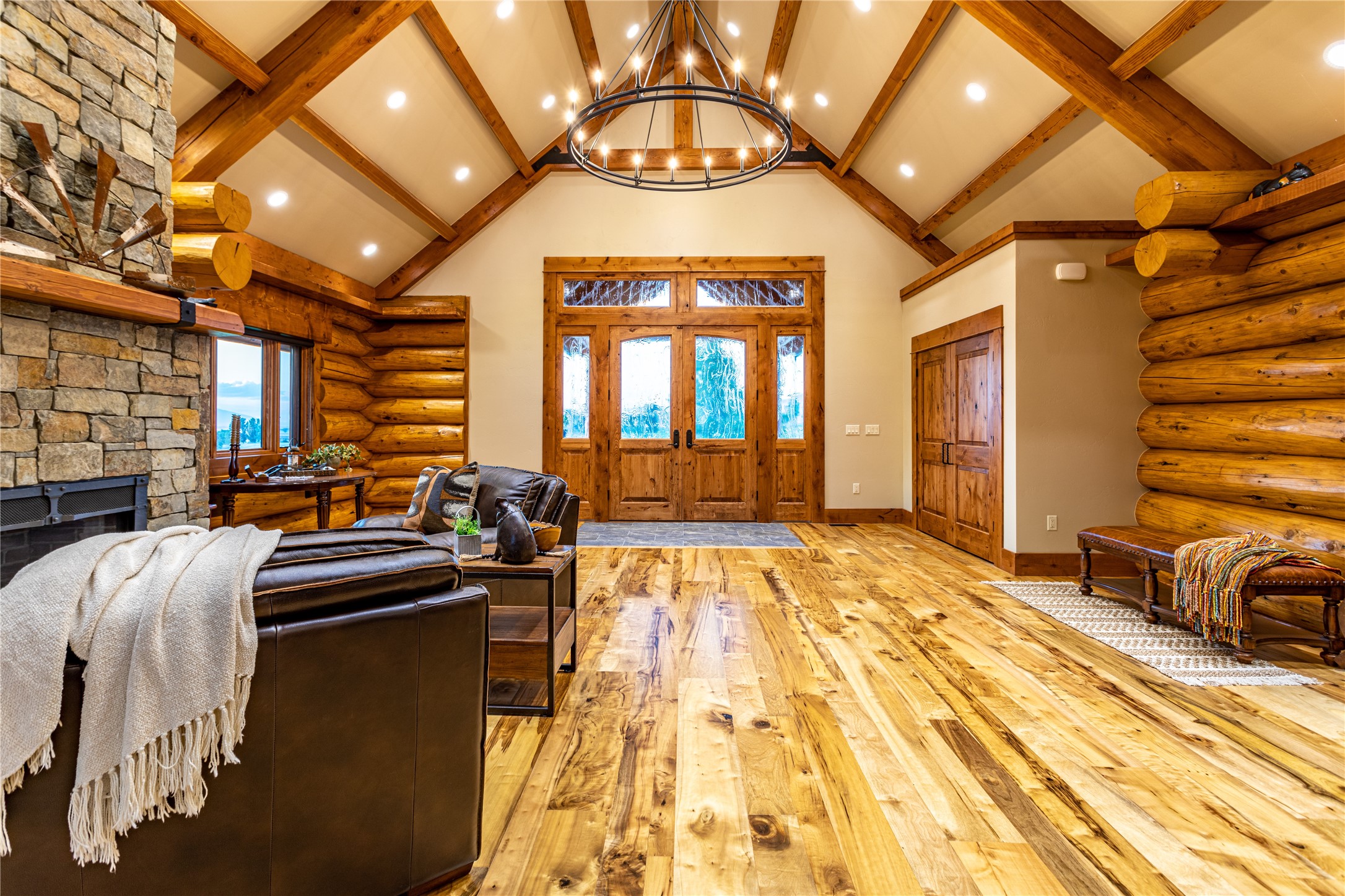 391 Skyline Drive