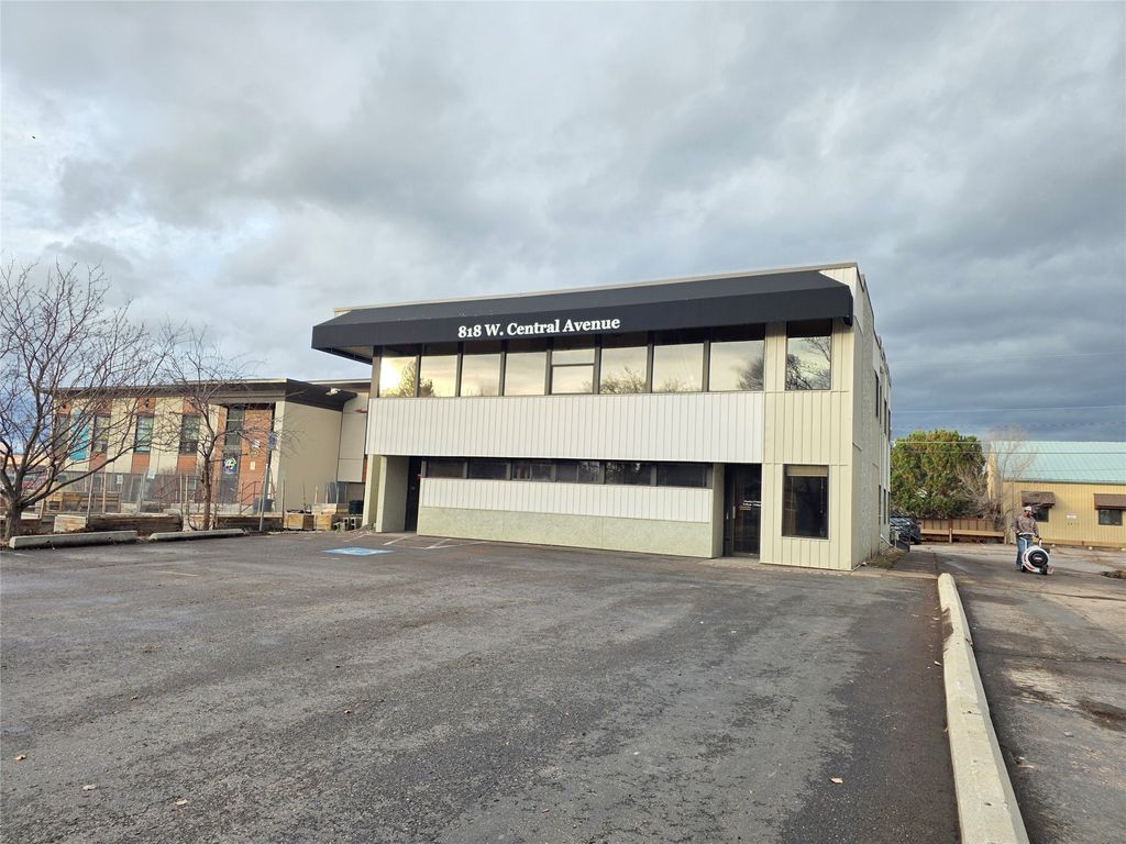 Photo of 818 W Central Avenue, Missoula, MT 59801 (MLS # 30062038)